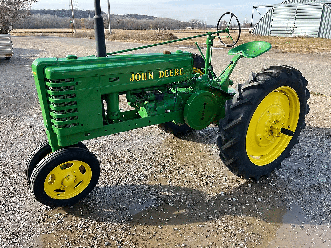 Image of John Deere H Primary Image