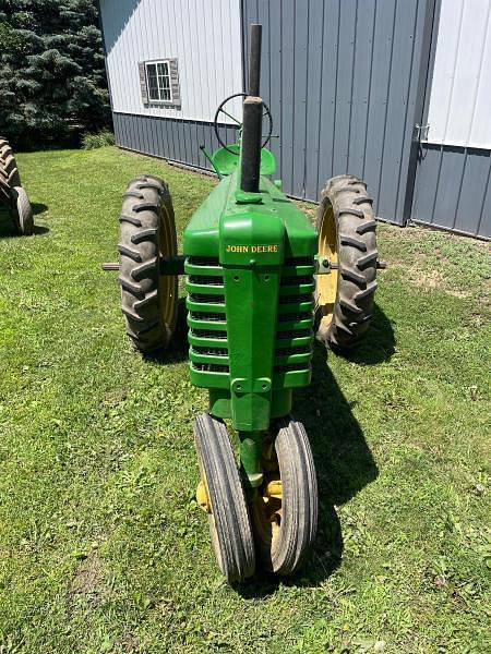Image of John Deere H equipment image 1