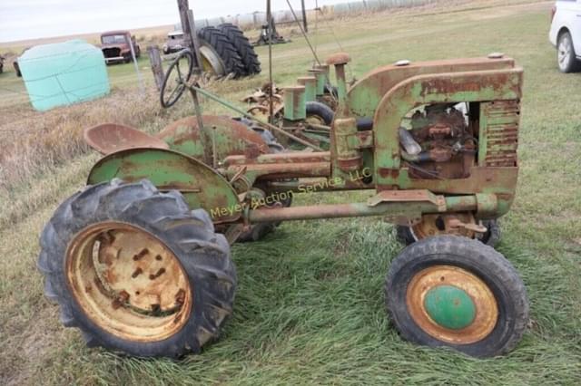 Image of John Deere LA equipment image 2