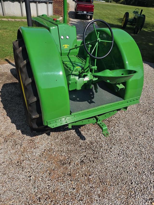 Image of John Deere D equipment image 3