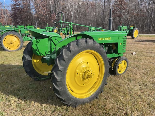 Image of John Deere H equipment image 2