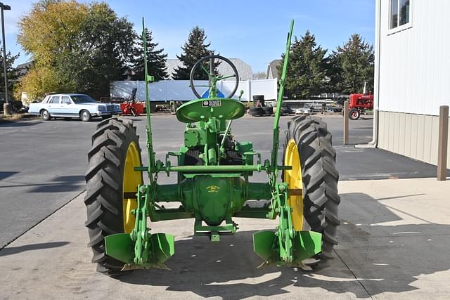 Image of John Deere H equipment image 4