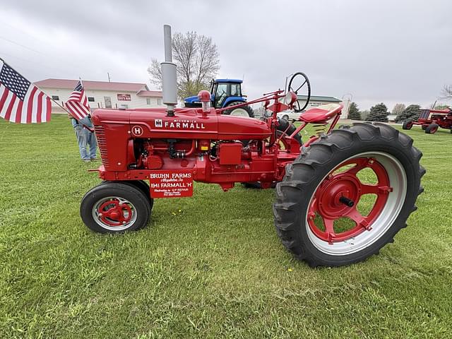 Image of Farmall H equipment image 4