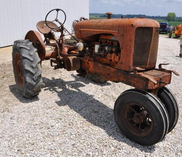 Image of Allis Chalmers WC equipment image 1