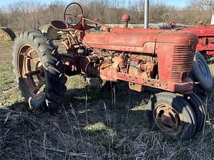 Main image International Harvester Farmall H