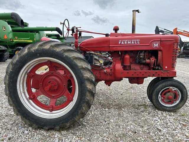 Image of International M equipment image 4