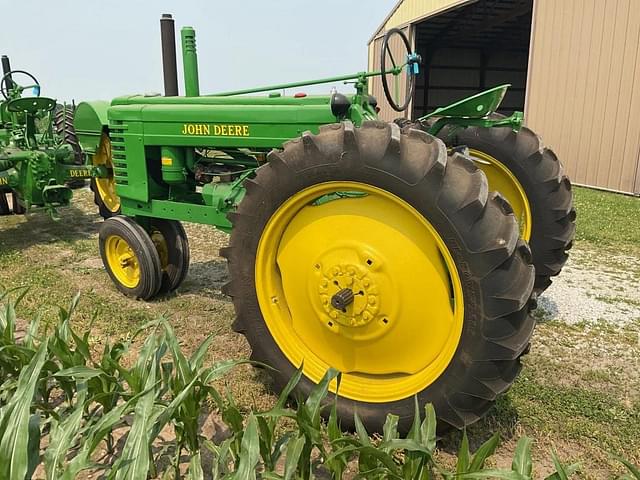 Image of John Deere A equipment image 4