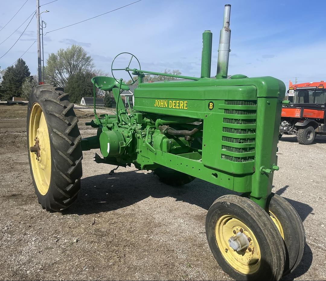 Image of John Deere B Primary image