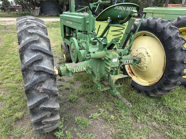 Image of John Deere B equipment image 4