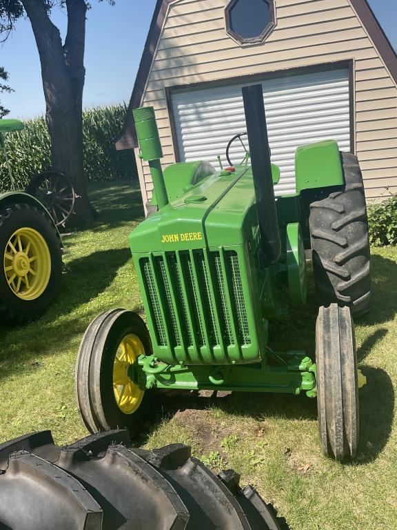 Image of John Deere 6105D equipment image 2