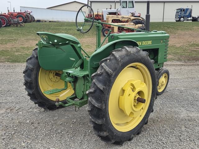 Image of John Deere H equipment image 4