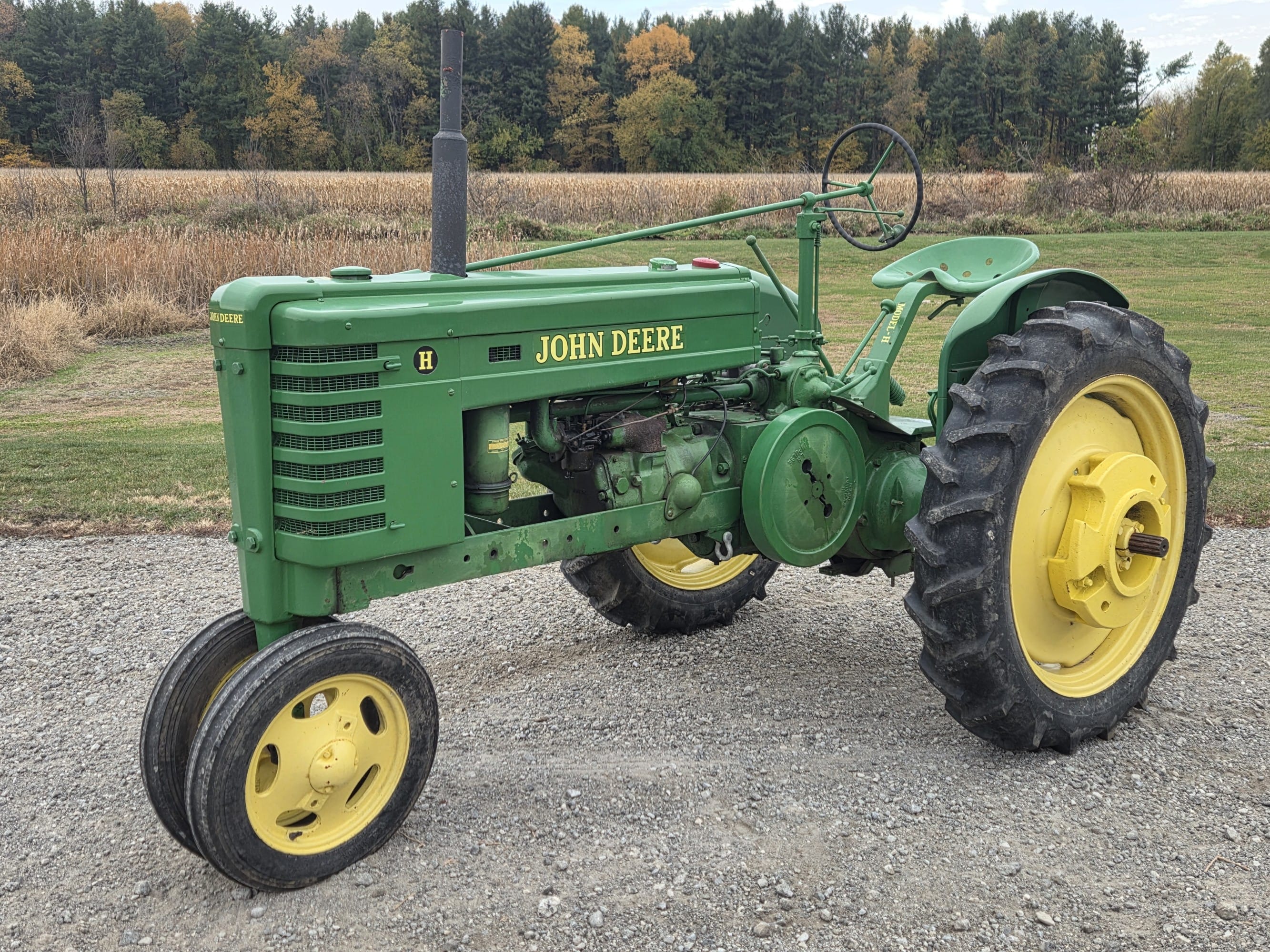 1942 John Deere H Equipment Image0