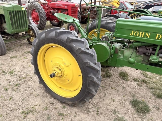 Image of John Deere H equipment image 3