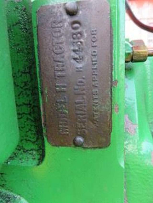 Image of John Deere H equipment image 4