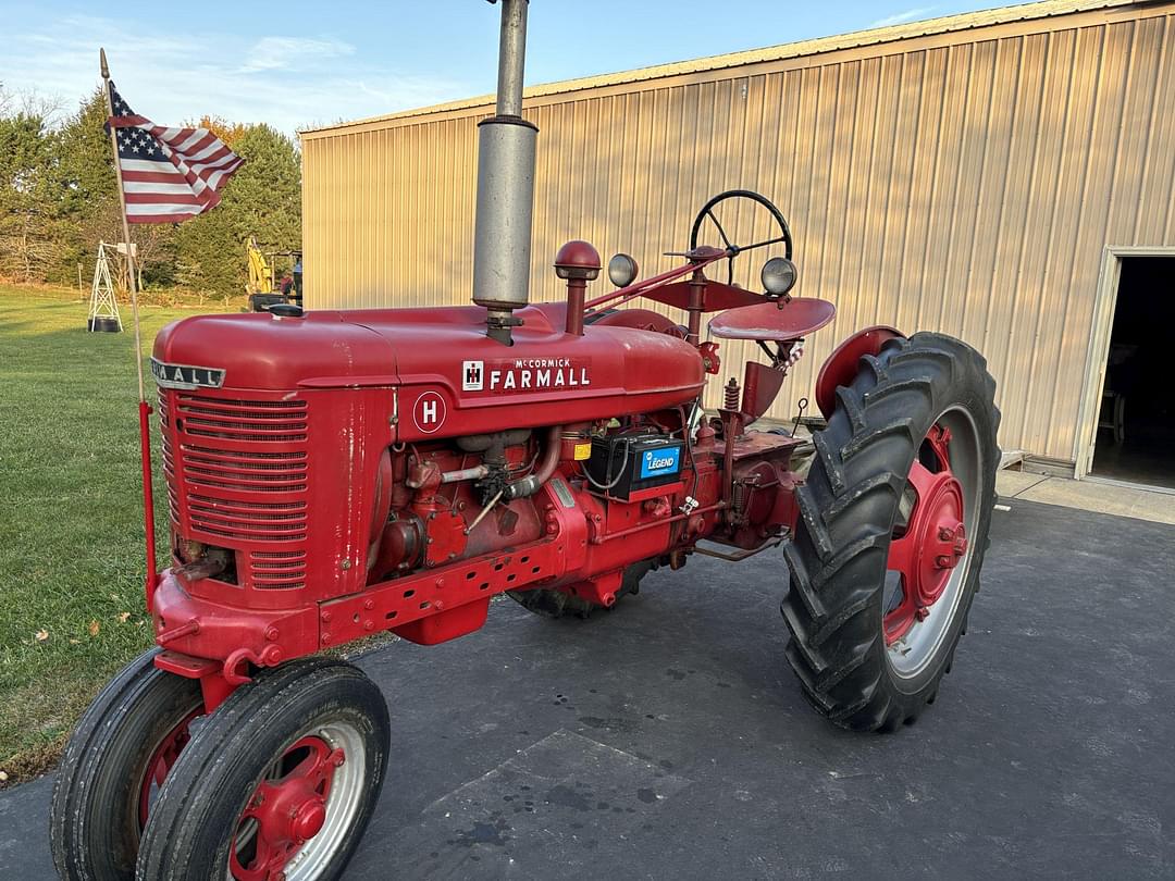 Image of Farmall H Primary image