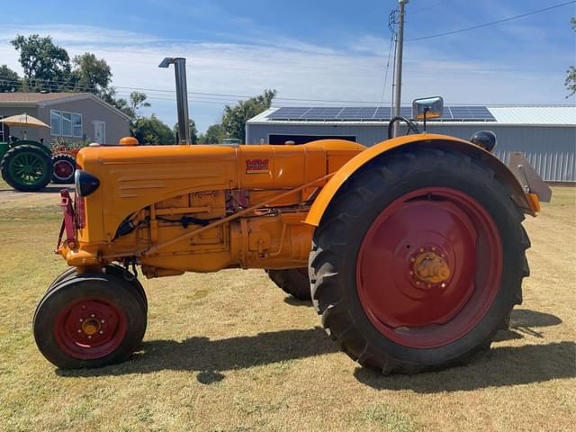 Image of Minneapolis-Moline ZTU equipment image 2