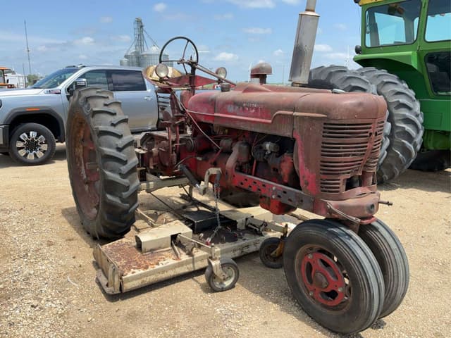 Image of Farmall H equipment image 1