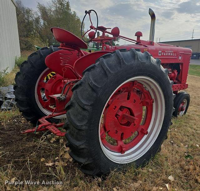 Image of Farmall M equipment image 4