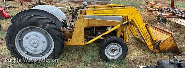 Image of Ford 9N equipment image 3