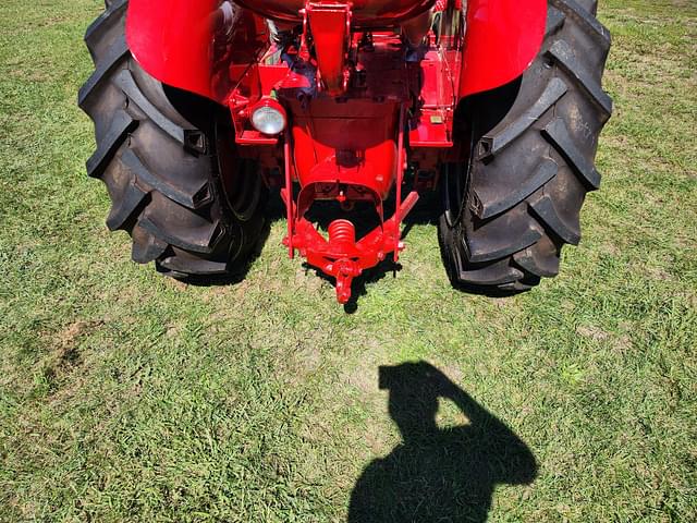 Image of International Harvester I-6 equipment image 3