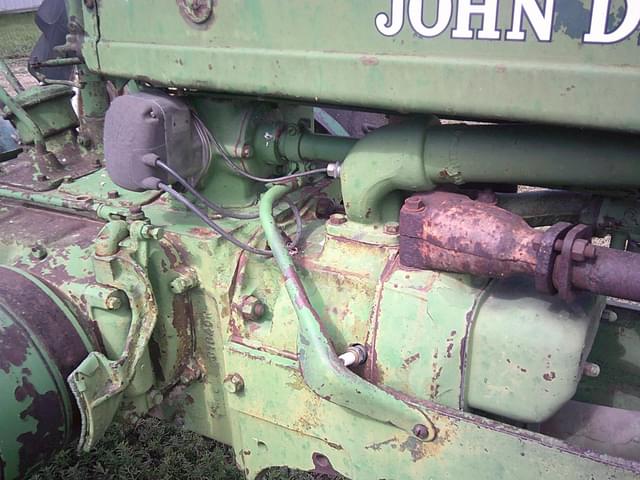 Image of John Deere B equipment image 2