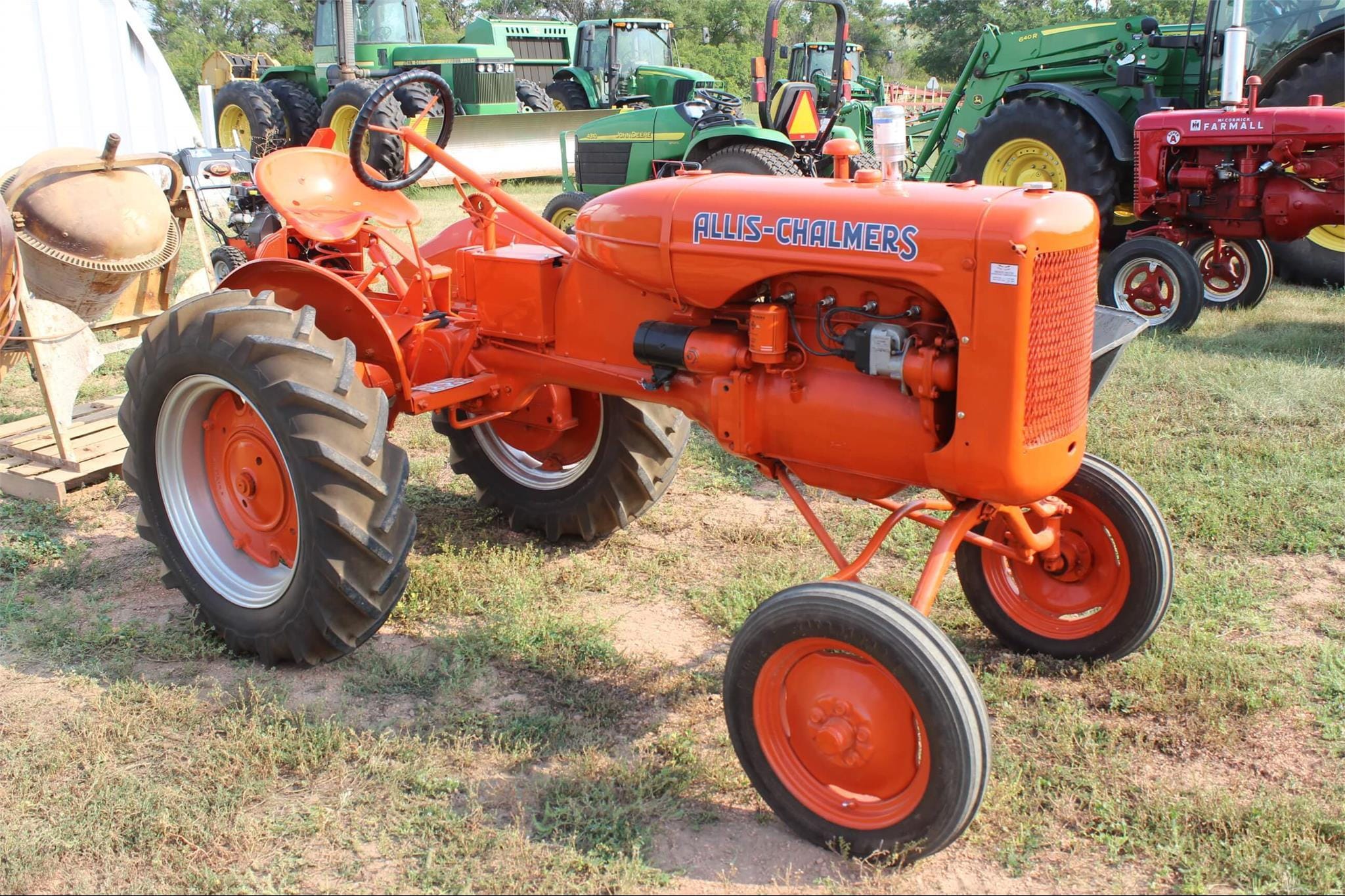 Main image Allis Chalmers B