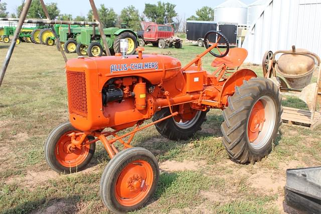 Image of Allis Chalmers B equipment image 1