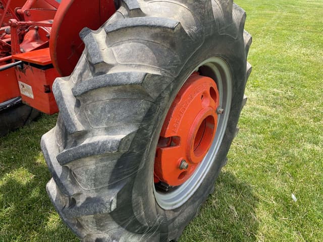 Image of Allis Chalmers WC equipment image 2