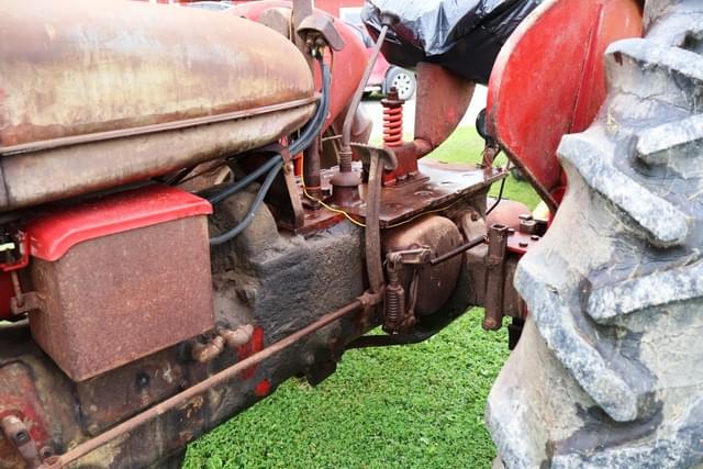 Image of Farmall H equipment image 3