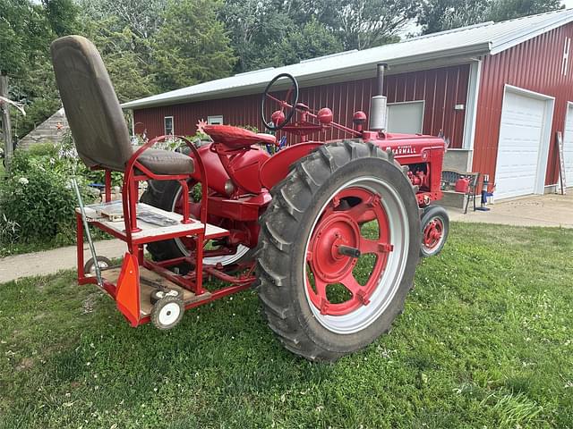 Image of Farmall H equipment image 3