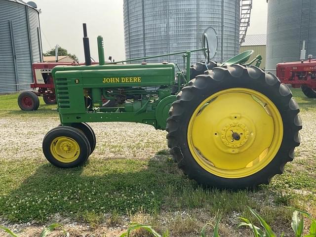 Image of John Deere B equipment image 3