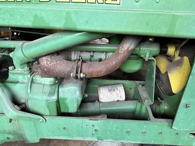 Image of John Deere A equipment image 4