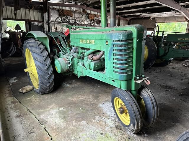 Image of John Deere A equipment image 3