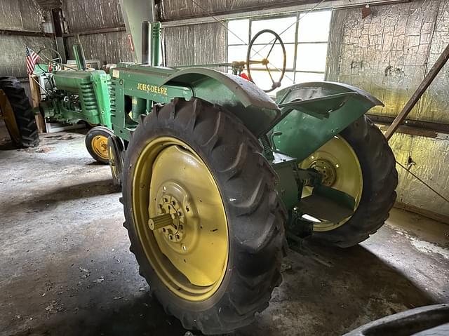 Image of John Deere A equipment image 1