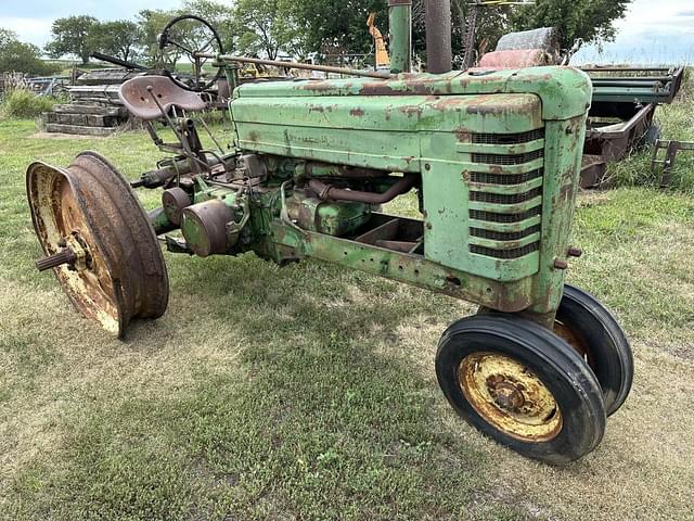 Image of John Deere B equipment image 3