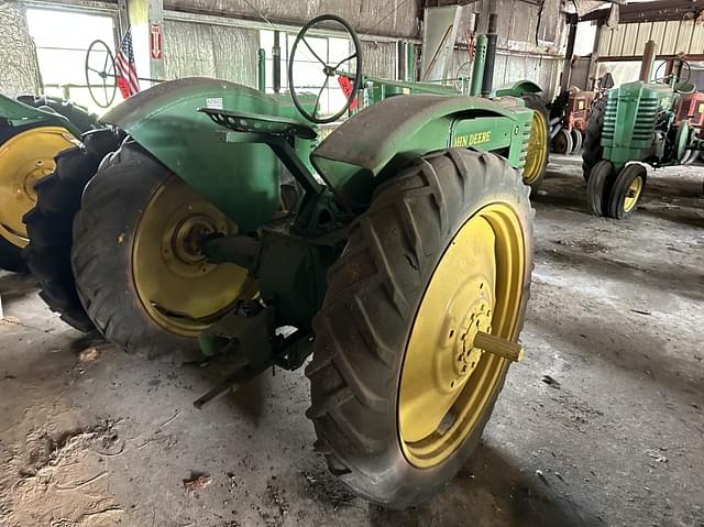 Image of John Deere B equipment image 2