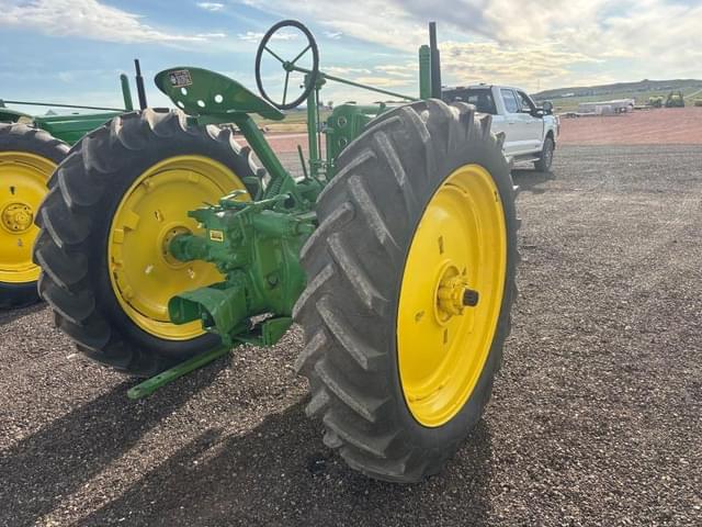 Image of John Deere B equipment image 3