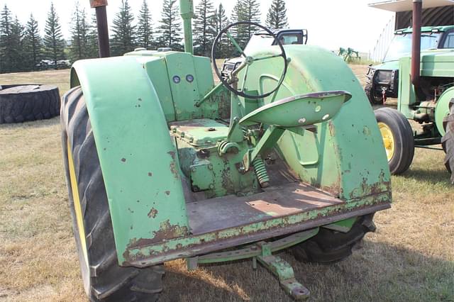 Image of John Deere D equipment image 2