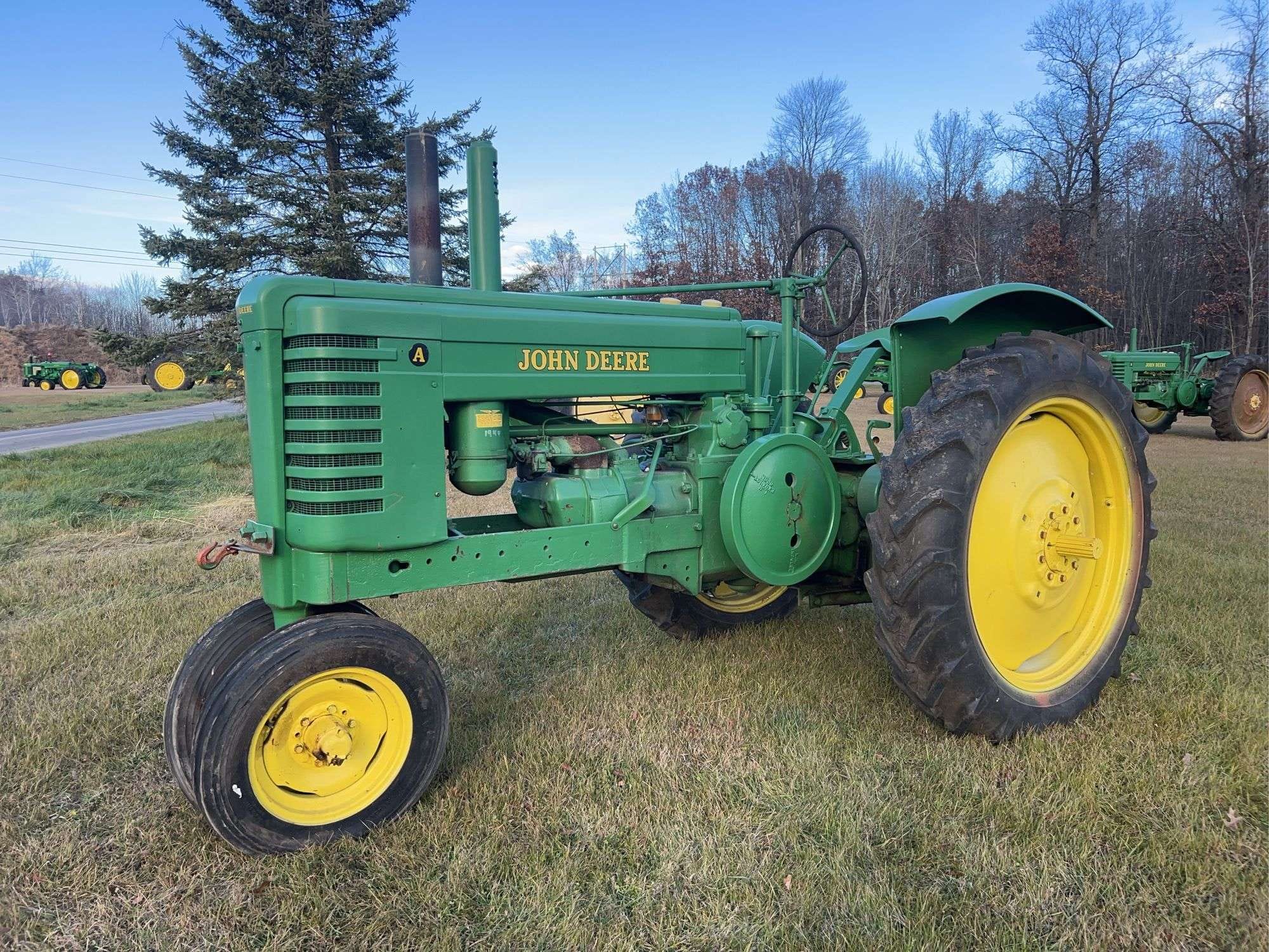 1944 John Deere A Equipment Image0