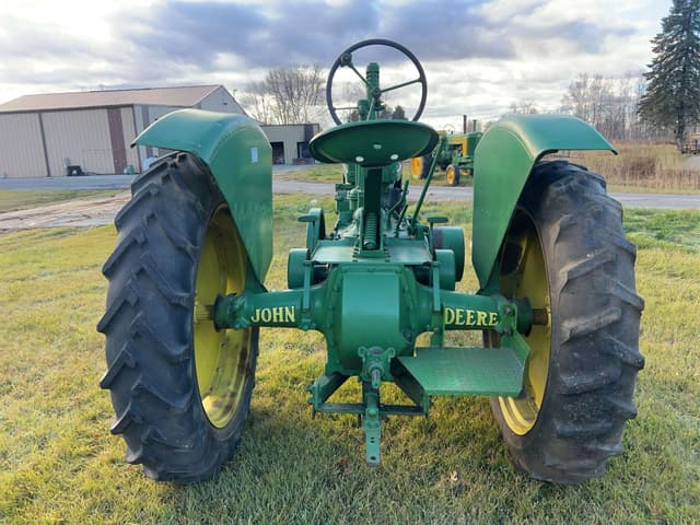 Image of John Deere A equipment image 3