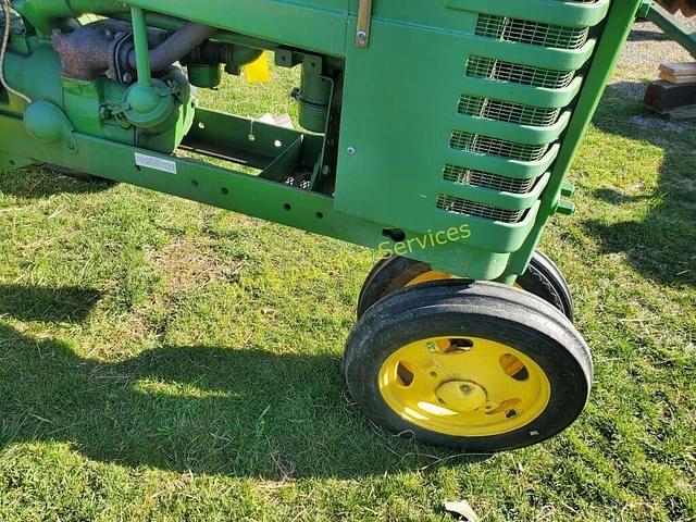 Image of John Deere H equipment image 2