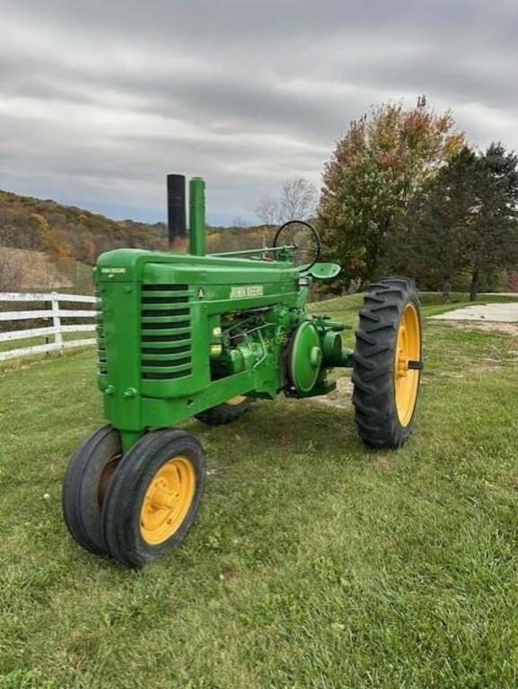 Image of John Deere A equipment image 2