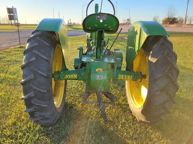 Image of John Deere A equipment image 3