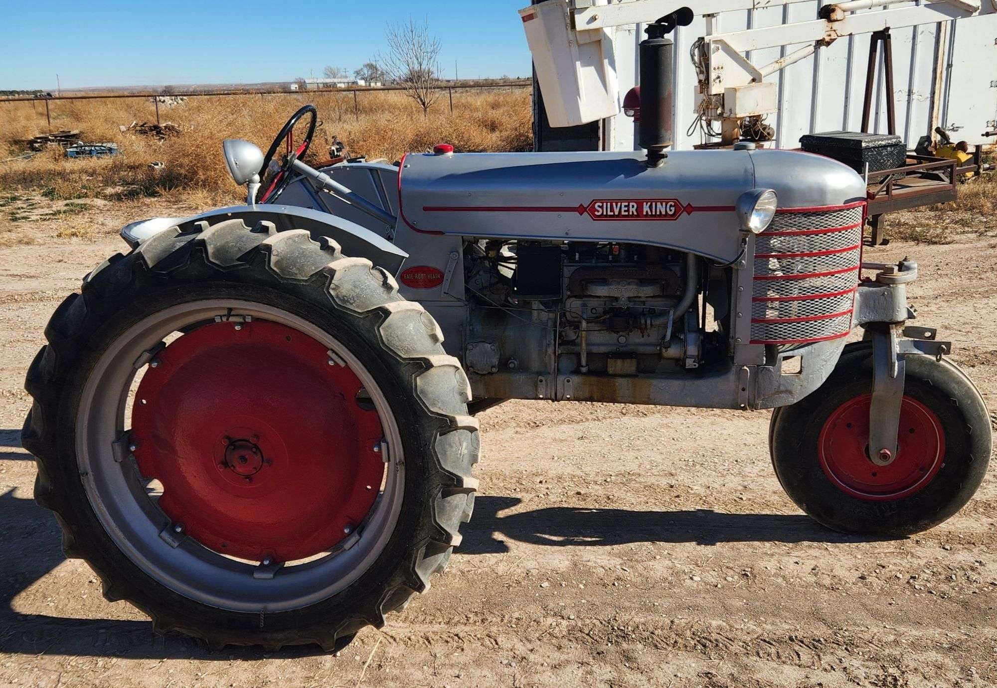 1944 Silver King 42 Equipment Image0