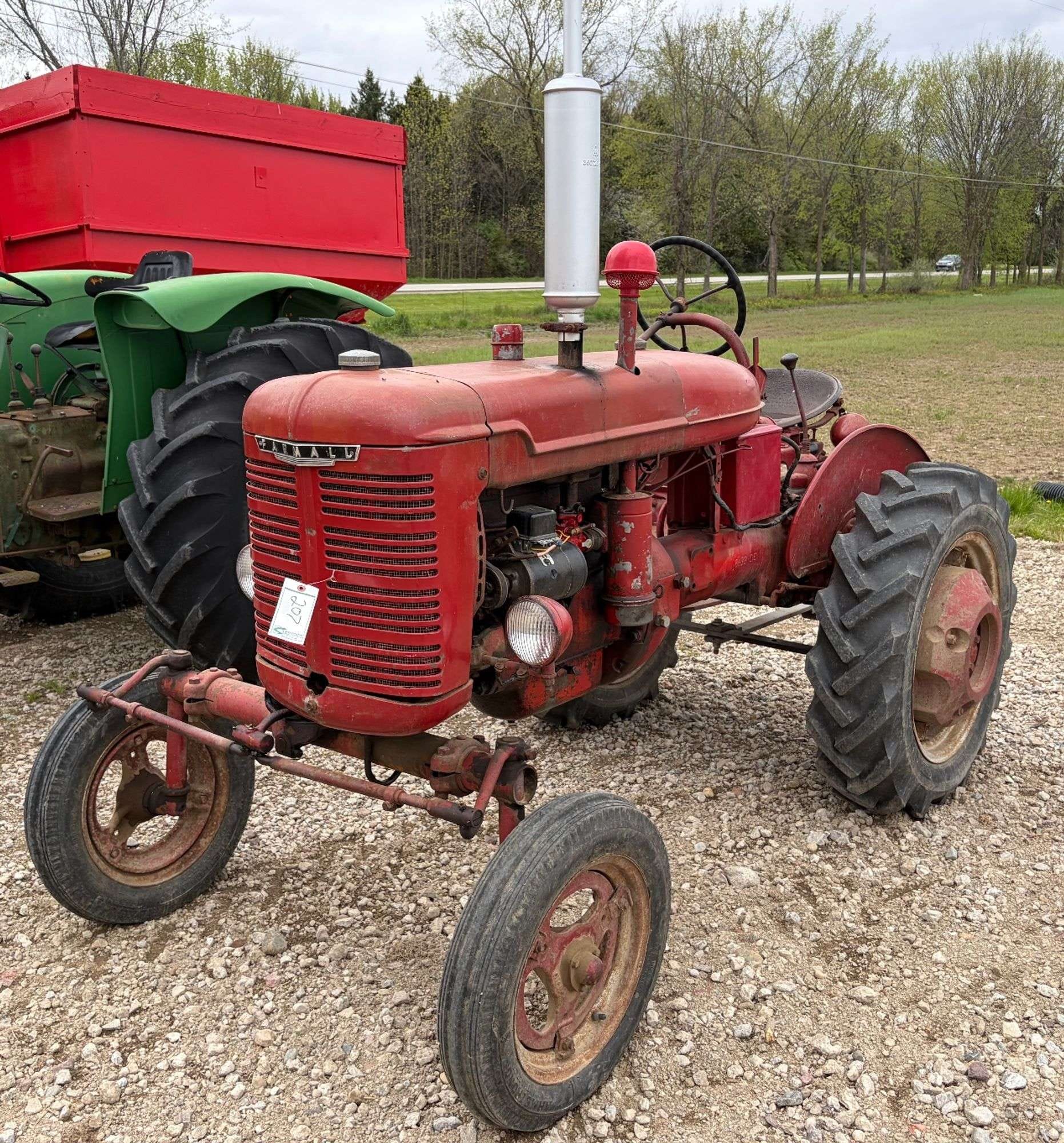 1945 Farmall A Equipment Image0
