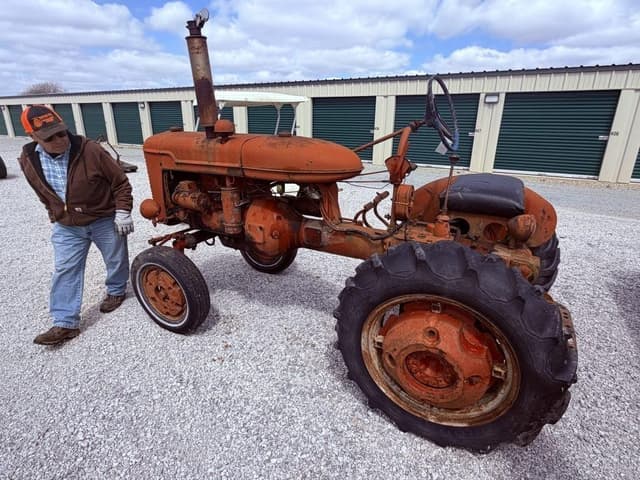 Image of Farmall A equipment image 2