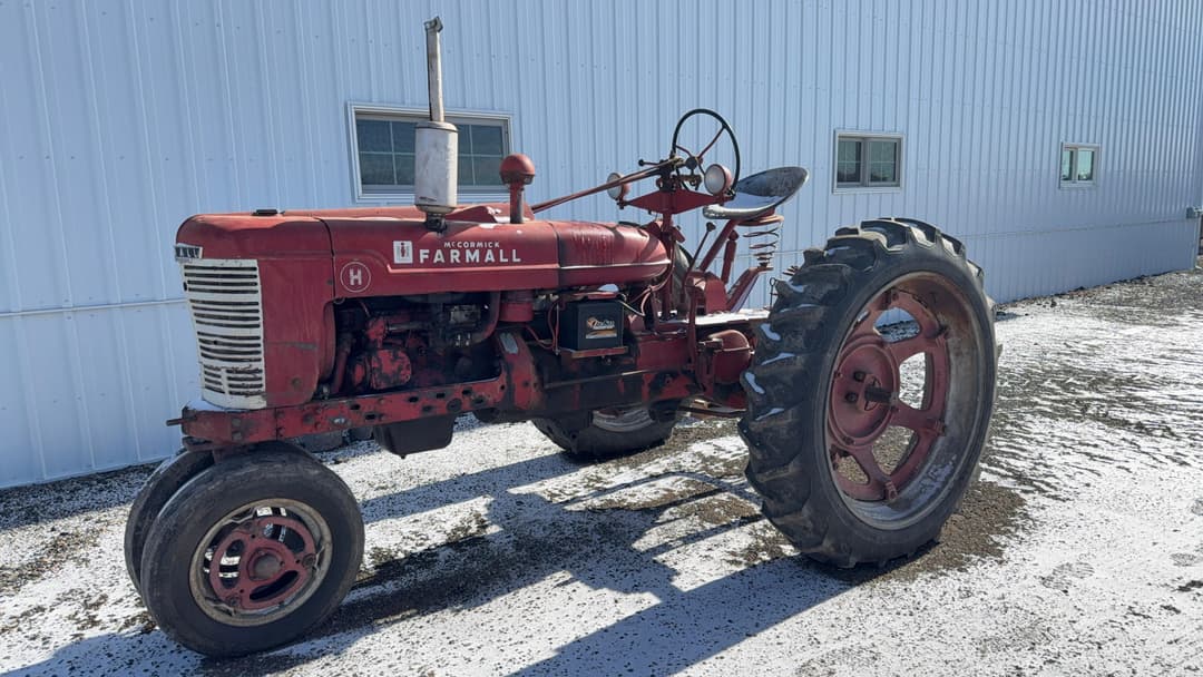 Image of Farmall H Primary image
