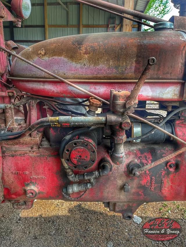 Image of Farmall H equipment image 4