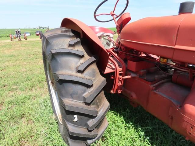 Image of McCormick-Deering W-4 equipment image 2