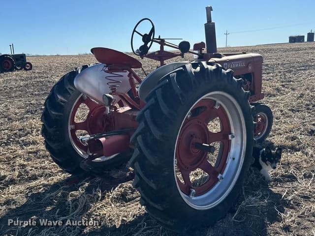 Image of Farmall H equipment image 4